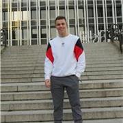 Soy Víctor y actualmente estoy en el último curso del grado universitario de Magisterio. Me ofrezco a dar clases particulares para alumnos de primaria en las asignaturas de Inglés (dispongo de certificado B2), Matemáticas o Lengua en Fuenlabrada (Madrid).